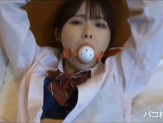 二流摄淫师潜规则短发美眉~女模特性感F罩杯被爆插到不行~